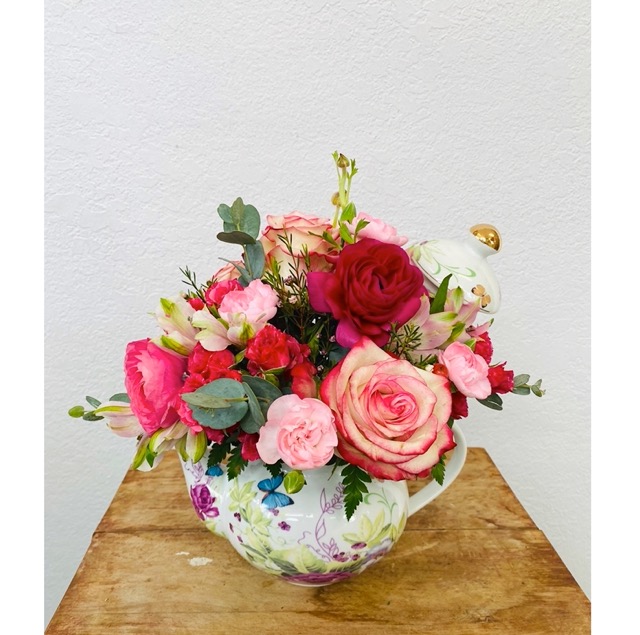 Roses Tea Pot