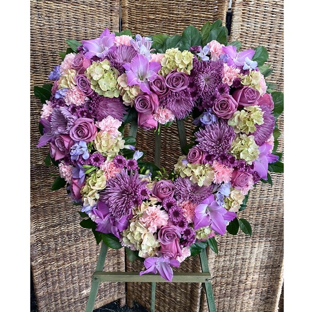 Lavender Heart Spray